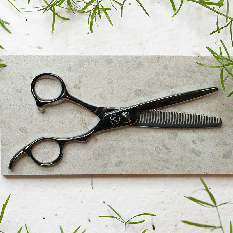 Leaf Black Edition 6in Texturising Scissor 30 Teeth