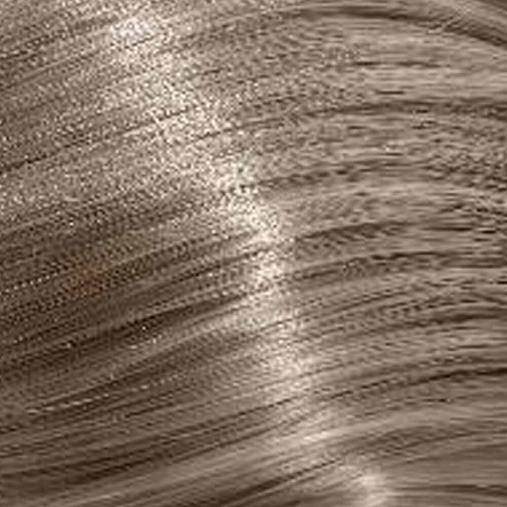 L'Oréal Professionnel Majirel Glow Permanent Hair Colour - .01 Light Base - 50ml