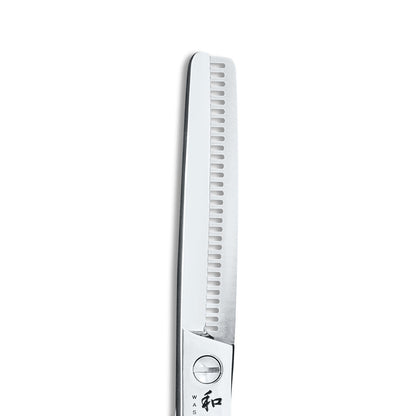 Wasabi T230B Texturizer 5.5in 30 Teeth Top Blade Scissor