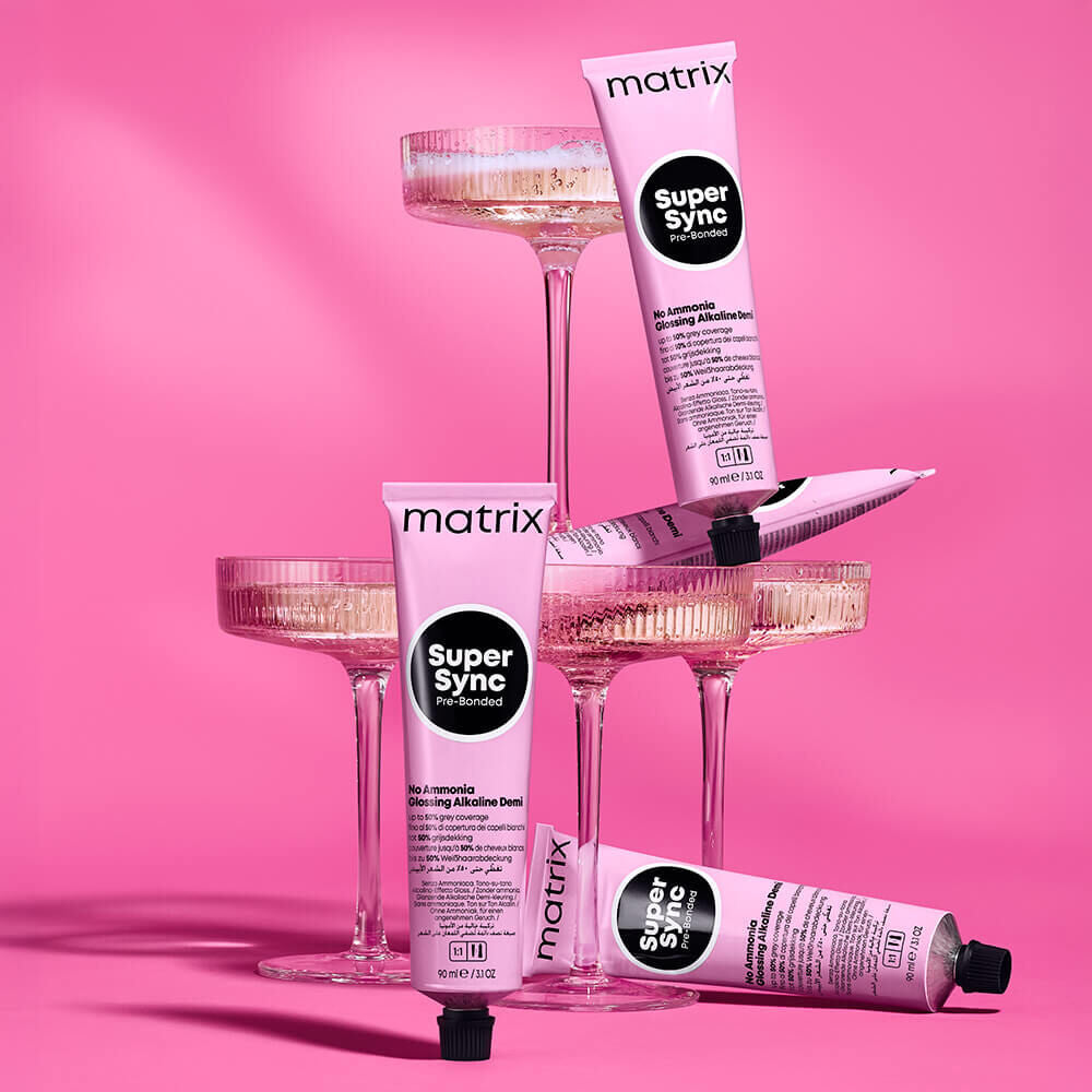 Matrix Super Sync Pre-Bonded Glossing Alkaline Demi-Permanent Hair Colour 8VG Light Violet Gold Blonde 90ml