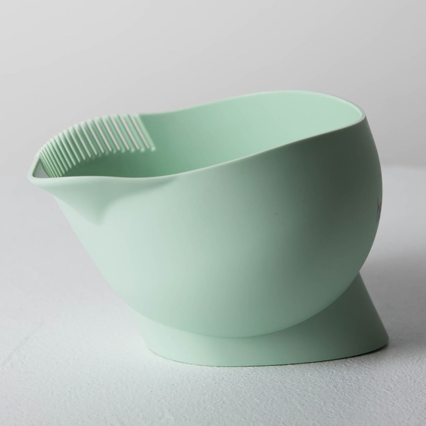 Hello Bleach Deep Tint Bowl With Teeth Jade