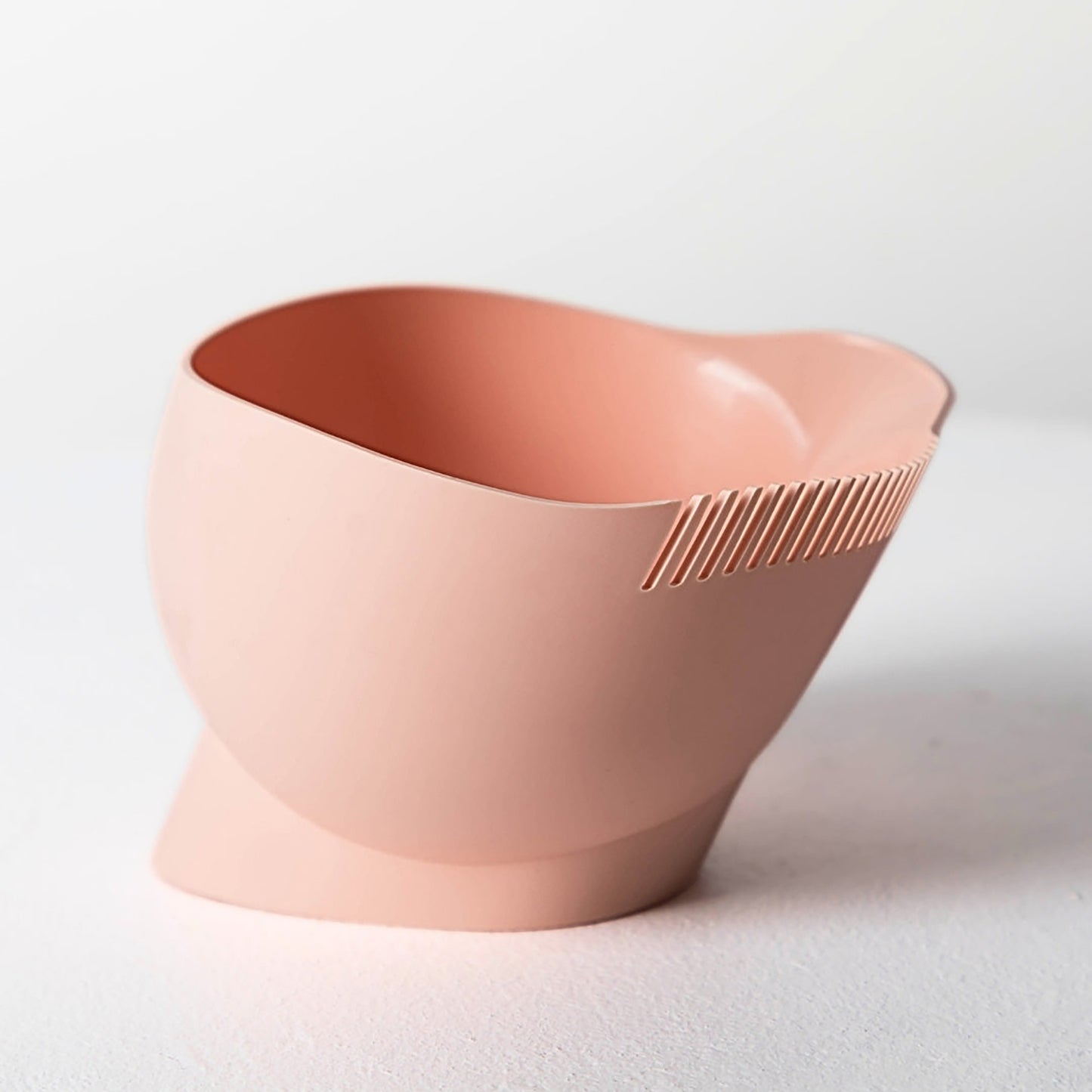 Hello Bleach Deep Tint Bowl With Teeth Coral